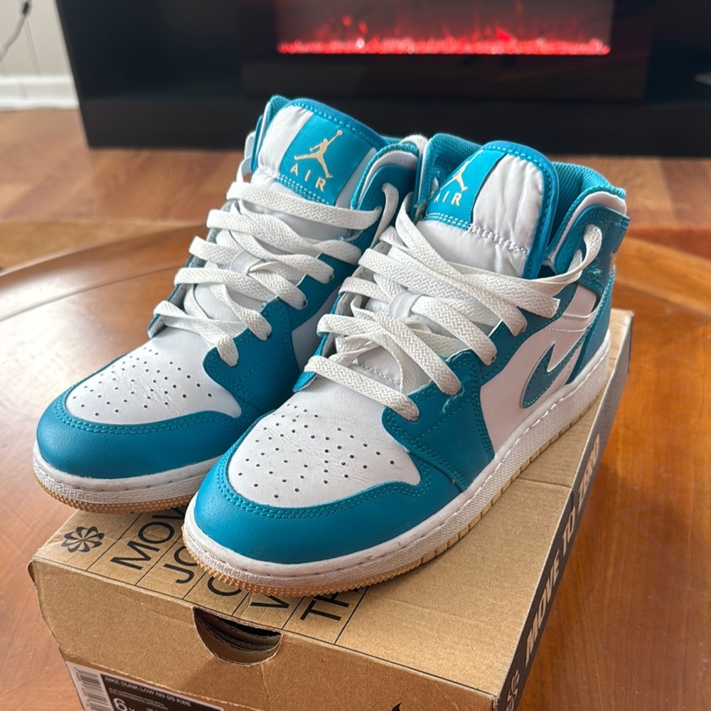 Nike Air Kids Shoes - Teal and White